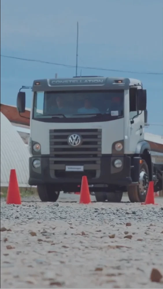 Volkswagen Revoluciona el Transporte en Bolivia con el Nuevo Constellation 13.190